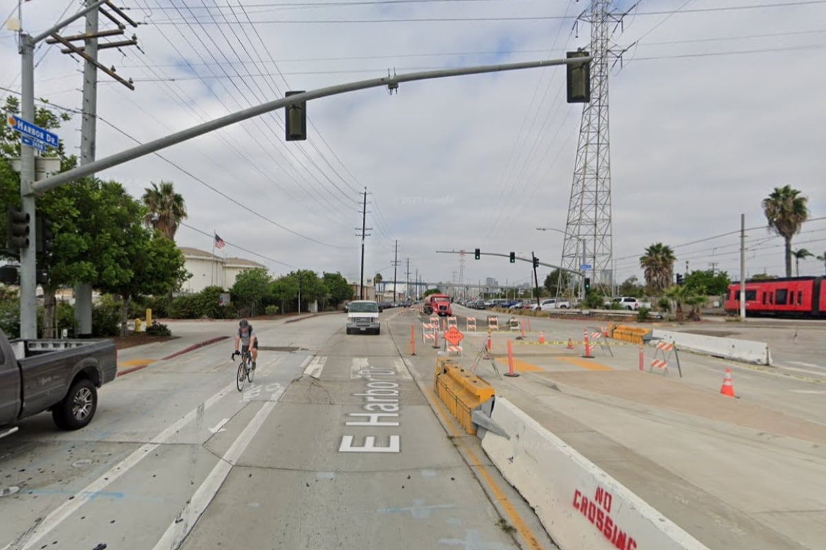 hoodline.com - Ben J. Costas - Harbor Drive Crash in Barrio Logan Hospitalizes Three