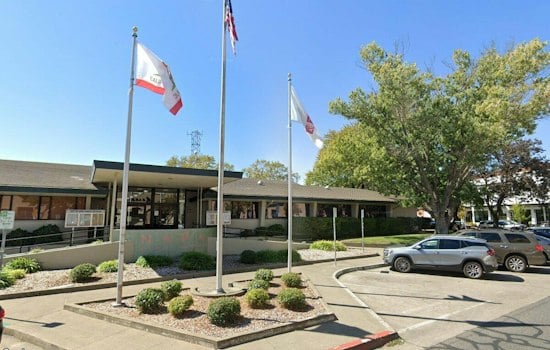 Napa's District 3 Race Pits City Hall Insider Against Red-Light Camera Foe