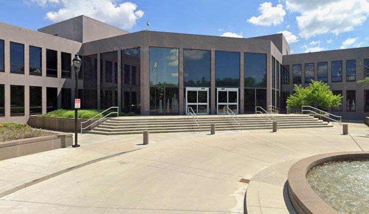 Naperville Park Board Race Pits Incumbents Against $120M Watchdogs