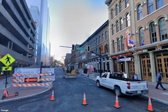 Nashville DUI Arrest Near Lower Broadway Barriers: What’s Known and the Broader Safety Context