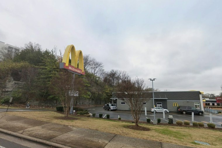 Nashville McDonald’s Worker Pulls Knife, Snarls Death Threat at Drive-Thru Customer