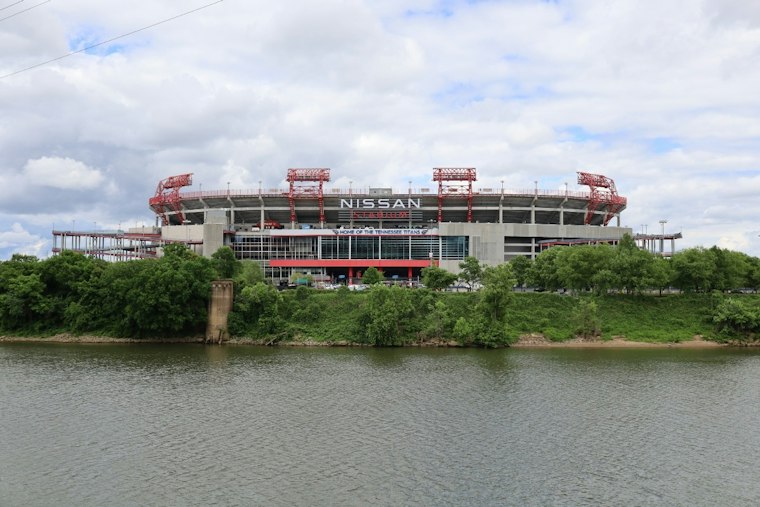Nashville Volunteers Pack 245,000 Meals At Nissan Stadium For 9/11 Day