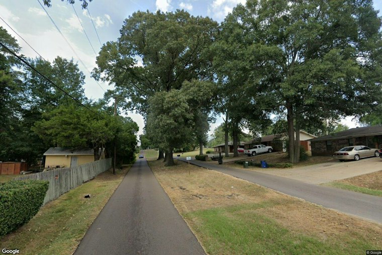 Natchez Police Continue Investigation Into Apartment Stabbing