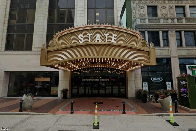 Neil deGrasse Tyson Beams Into Cleveland to Tackle the Search for Alien Life