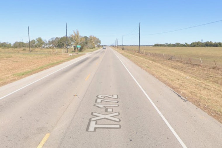 New Braunfels Man, 36, Killed Changing Tire on SH 172, Driver Flees