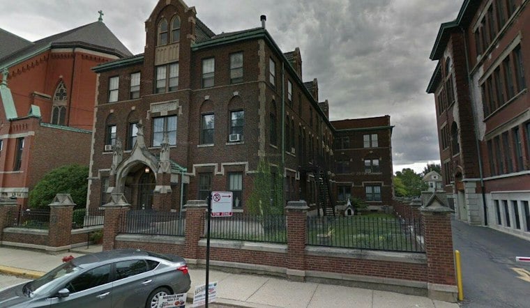 New Dad Wins Stein-Holding Contest With Baby Strapped to Chest in West Lakeview