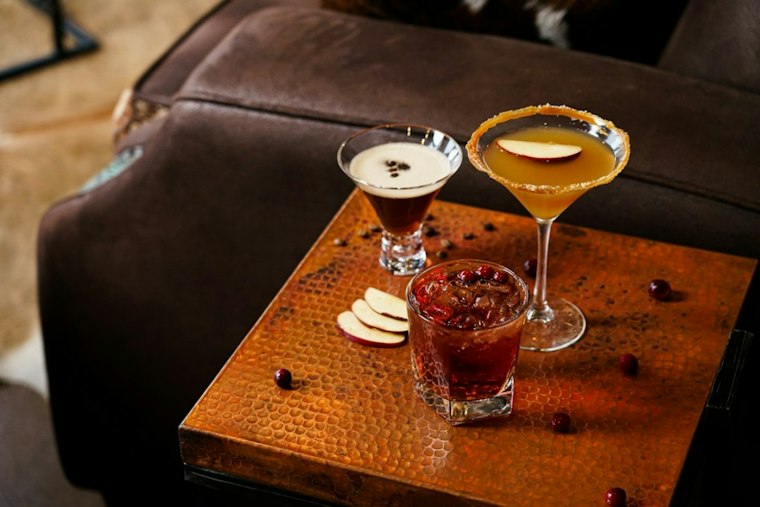 New Downtown Pittsburgh Bar Wallflower Brings Vinyl Records to Cocktail Scene