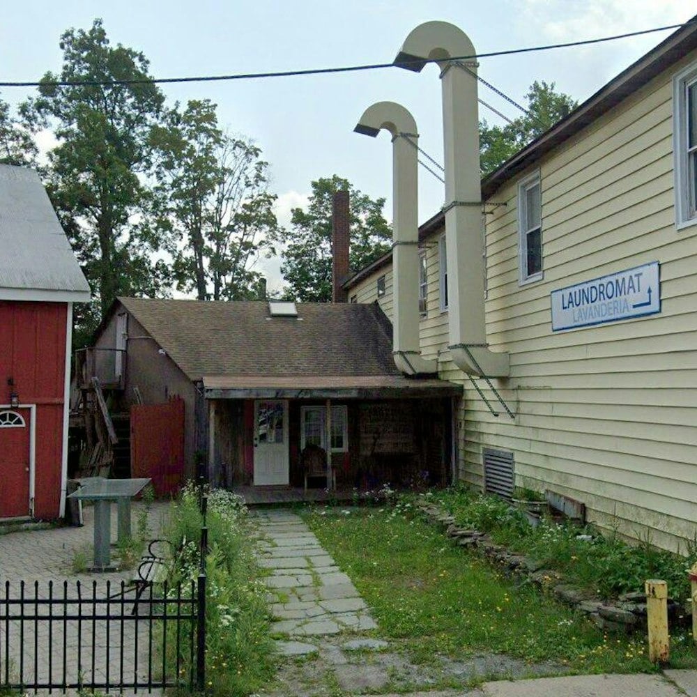 New Ice Cream Shop Set to Open on Liberty's Darbee Lane