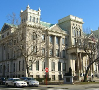 New Jersey Proposal Would Penalize Sexual Activity in Government Facilities