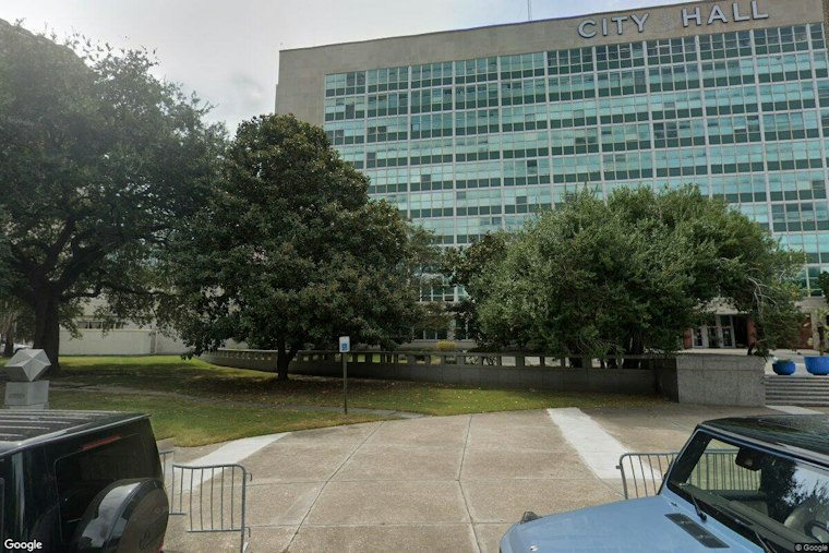 New Orleans Battery Plan Grows as Council Pushes Entergy for October Deadline