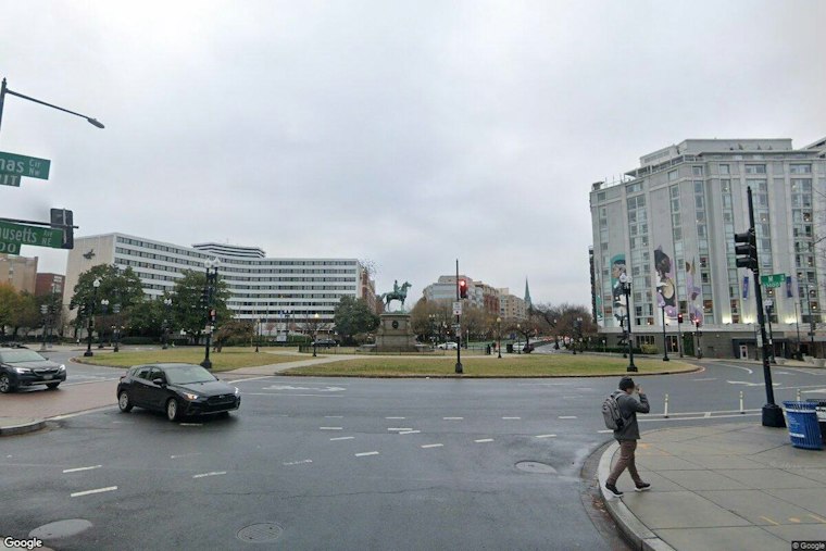 New Panera Bread Signage Pops Up in NoMa, No Opening Date Yet