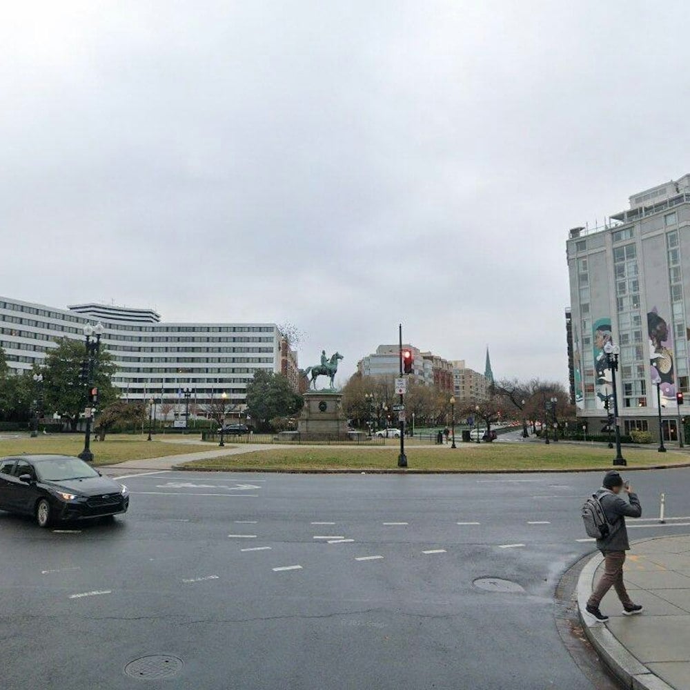 New Panera Bread Signage Pops Up in NoMa, No Opening Date Yet