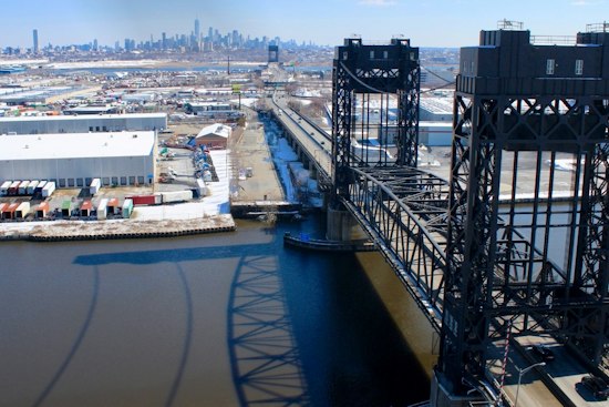 Newark Panel OKs 401-Space Truck Lot on Passaic River Near Pulaski Skyway