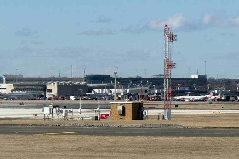 Newark, Philly, Teterboro Flights Halted as Radio Outage Hits Key Radar Hub