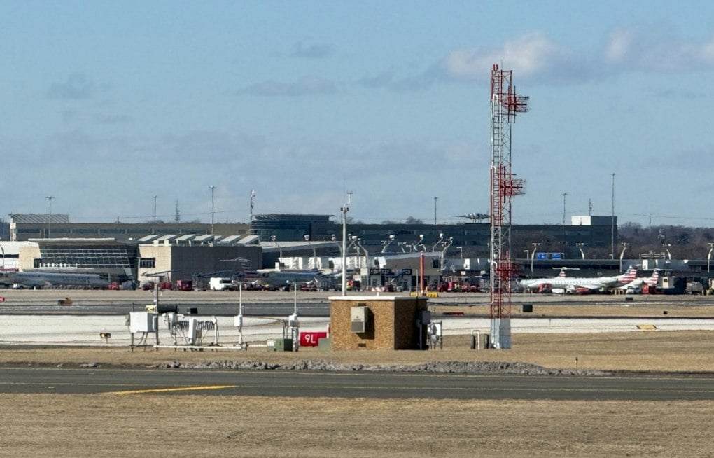 Newark, Philly, Teterboro Flights Halted as Radio Outage Hits Key Radar Hub