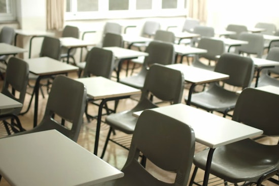 Newark Students Return to Phone-Free Classrooms as New Jersey Ban Kicks In
