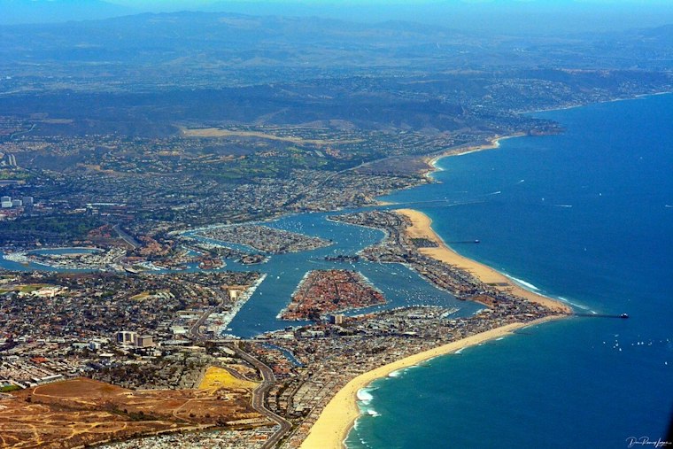 Newport Beach Rushes Sand to The Wedge Before El Niño Storms Hit