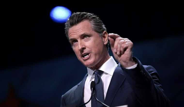 Newsom Vows to Skip 2028 Race If Harris Runs, Citing Mutual Destruction