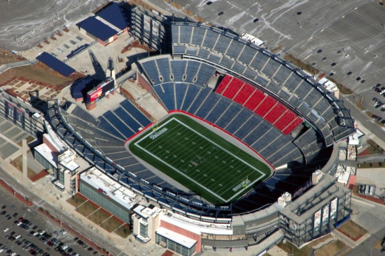 NFL Bans Patriots Videoboard Trick That Fooled Kickers for a Decade