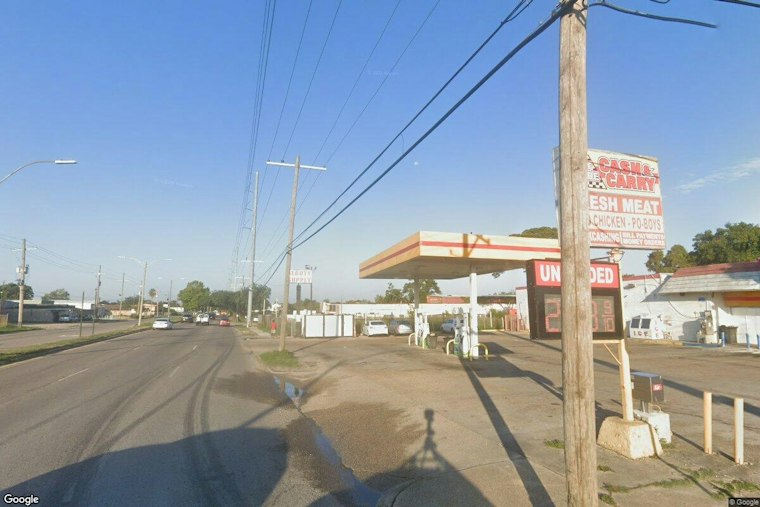 NOPD Hunts Armed Suspect After Around-Midnight Werner Drive Shooting in New Orleans East