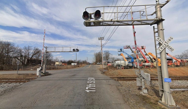 Norfolk Southern Train Shoves Car Blocks in Hickory, Three Hurt