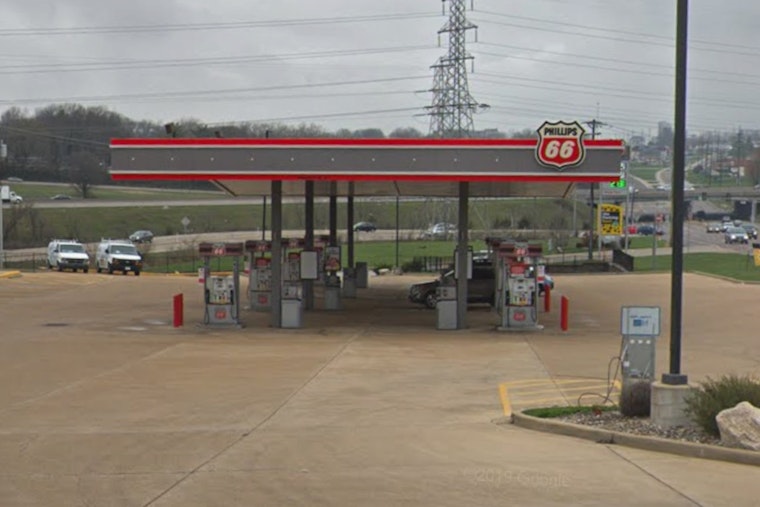 Normandy Gas Station Fistfight Turns Into Double Shooting, Man Charged