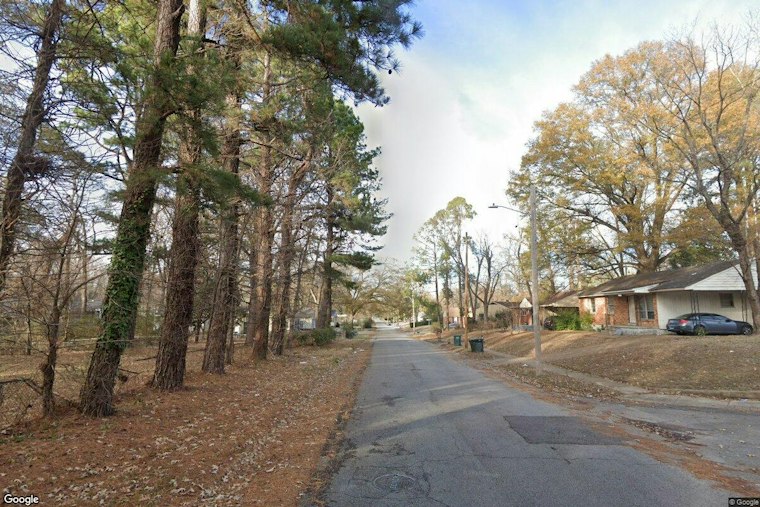 North Memphis Chase Hits 120 MPH, Ends With Suspects Hiding In Stranger's Bathroom
