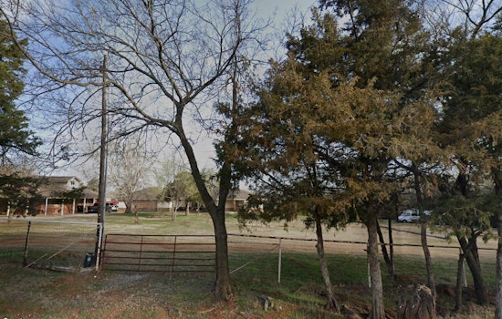 North OKC Farm Fights for Ag Zoning as Neighbors Warn of Wedding Overflow