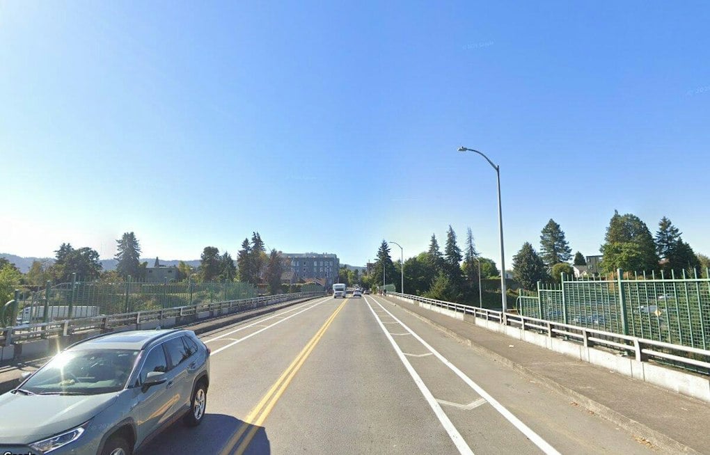 North Portland Overpass Shuts Down After Shooting, Medics Rush to Victim