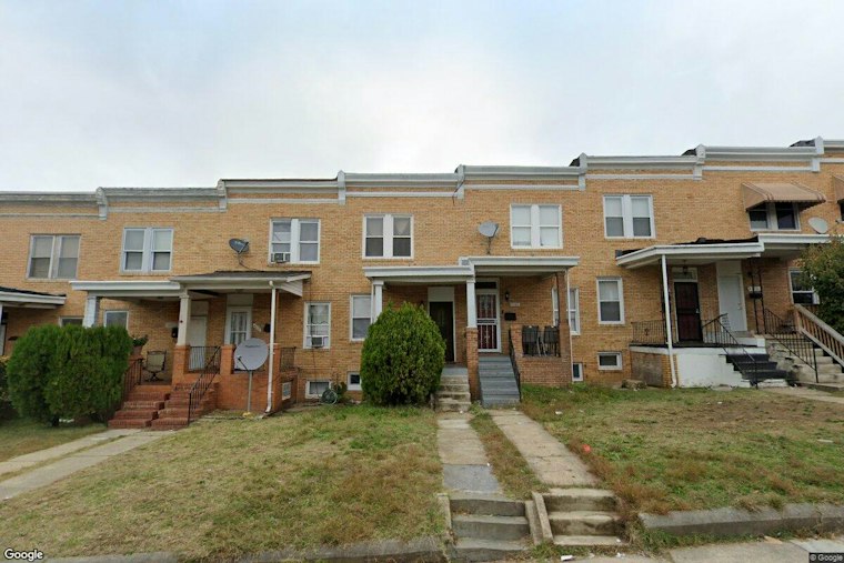 Northeast Baltimore Fire Kills One, Injures Firefighter on Eierman Avenue