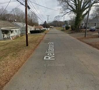 NW Charlotte Boy Shoots Himself After Removing Gun's Clip, Neighbors Say