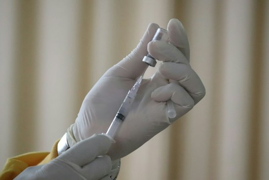 NYC COVID Hospitalizations Hit 500 in a Week, Officials Push Fall Shots
