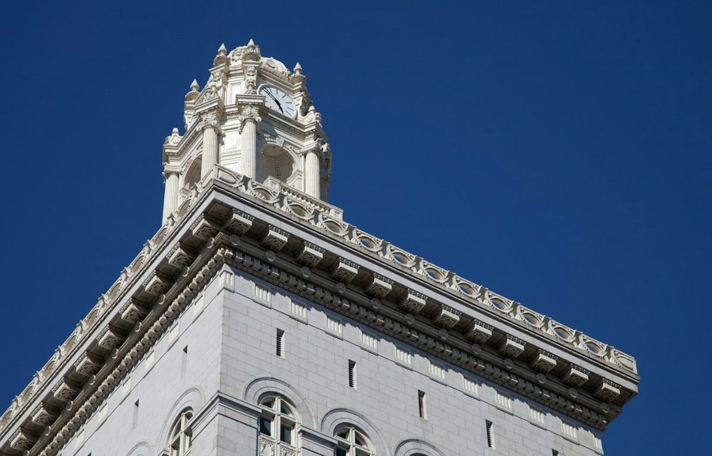 Oakland Data Center Fight Boils Over as Activists Push 45-Day Freeze