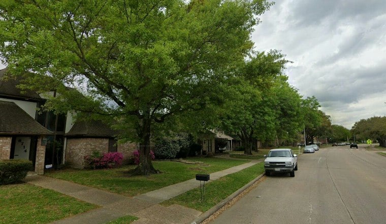 Off-Duty Harris County Deputy Shoots Man on Rio Blanco Drive, Life Flight Called