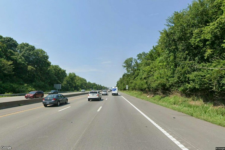 Off-Duty KC Detective, Clay County Deputy Yank Driver From Burning Truck on I-35