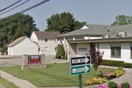 Off-Duty NJ Police Chief Pulls Drowning 11-Year-Old From Holmes Beach Surf