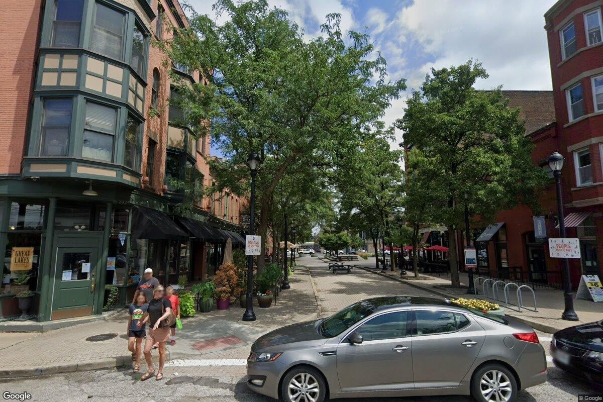 hoodline.com - Travis Singleton - Wine Fest Returns to Market Avenue Wine Bar in Ohio City