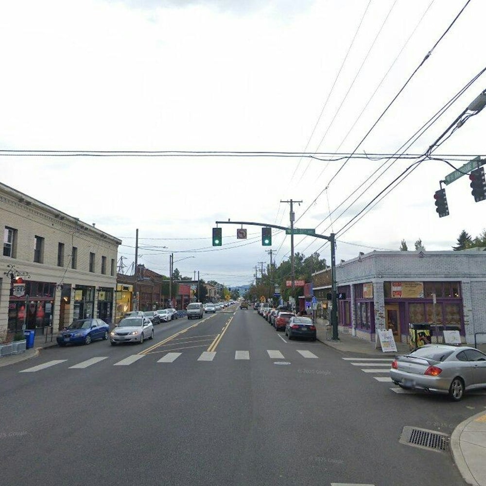 OK Omens Wine Bar Set to Close on Hawthorne Blvd After Eight Years