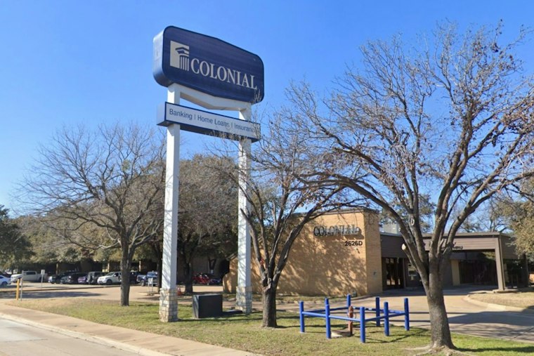 Oklahoma Bank to Acquire Fort Worth's Colonial Savings After 74 Years