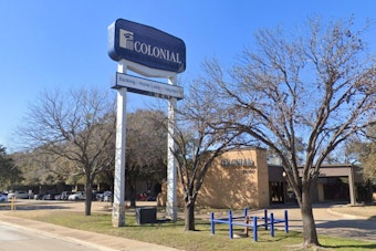 Oklahoma Bank to Acquire Fort Worth's Colonial Savings After 74 Years