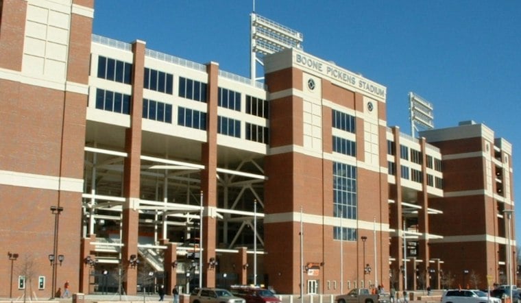 Oklahoma State Awaits Big 12 Decision After Wild Field Storming Beats Oregon