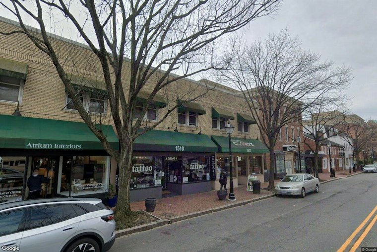 Old Town's New Horror Bookstore Long Dark House Can't Keep Books on Shelves