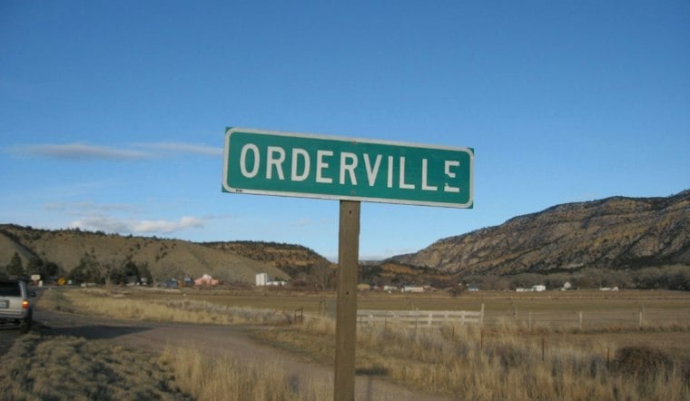Orderville Flash Flood Surrounds Home, Neighbors Race In With Shovels