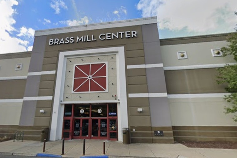 Orlando Man Shot Behind Waterbury's Brass Mill Center in Latest Mall-Area Violence