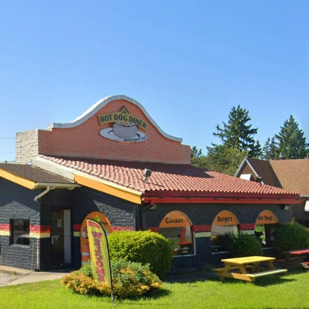 Parma's Hot Dog Diner Packs Up Again, Moving Half a Mile Down Pearl Road