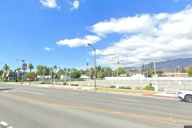 Pasadena Parking Lot Could Become 12 Townhomes Near Colorado Boulevard