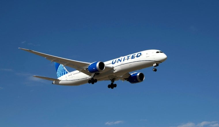 Passenger Turns Deep Purple, United Flight Makes Emergency Stop in Seattle