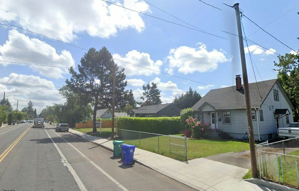 Patient Freed After Multi-Car Crash on SE Flavel Street as Portland Plans Safety Upgrades