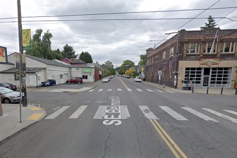 Pedestrian Killed on SE Belmont in Portland, Street Shut for Blocks