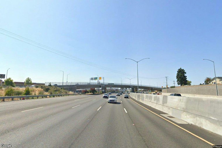 Pedestrian Killed Walking in Traffic Lanes on I-880 in Oakland, CHP Says